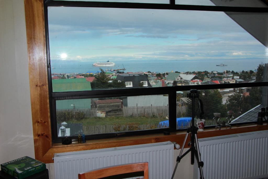 Hostal Fernando De Magalhaes Punta Arenas Exterior photo