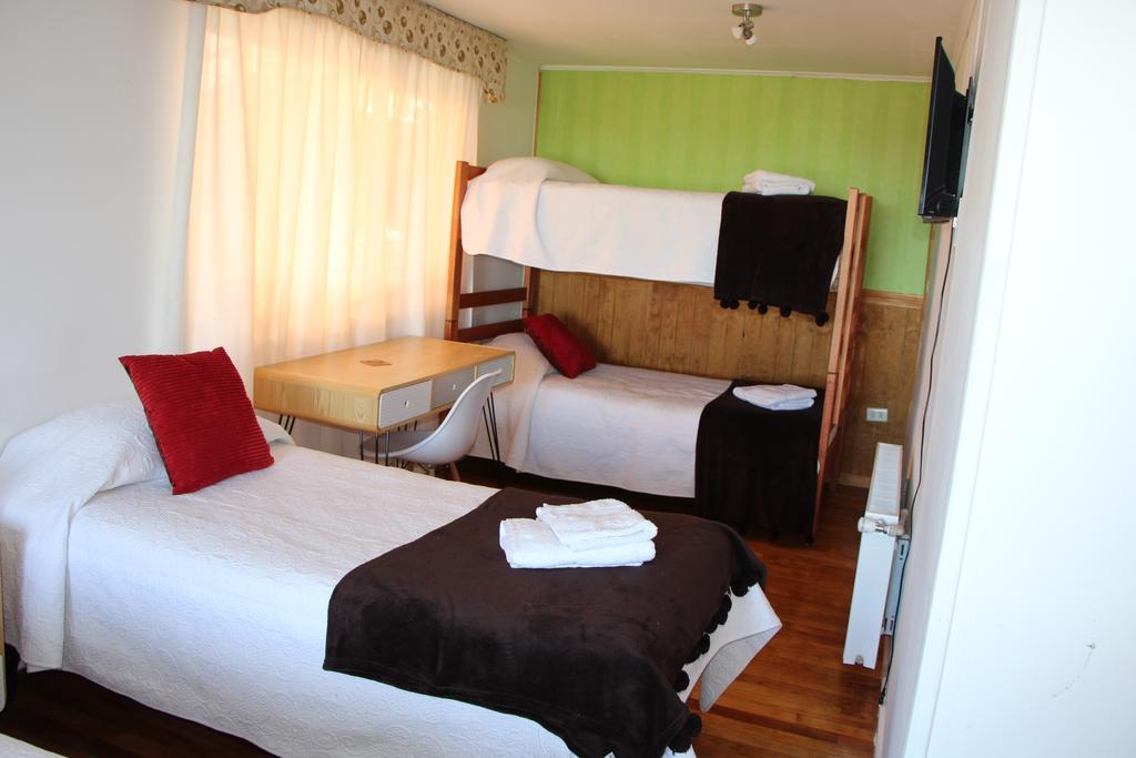 Hostal Fernando De Magalhaes Punta Arenas Exterior photo