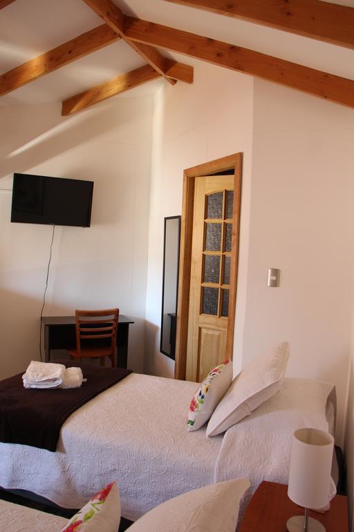 Hostal Fernando De Magalhaes Punta Arenas Exterior photo
