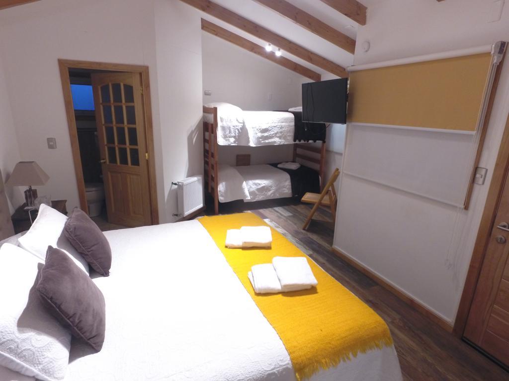 Hostal Fernando De Magalhaes Punta Arenas Exterior photo